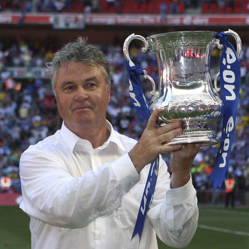 Chelsea bevestigt komst Hiddink