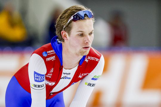 Verrassend besluit over schaatssensatie Stijn van de Bunt zorgt voor lastige situatie: 'Dat moet nog afgestemd worden'