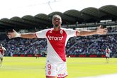 Transfer Deadline Day: Vitesse vangt miljoenen voor Millioen Manhoef, Sylla Sow naar NEC
