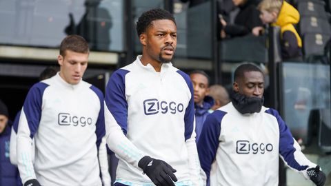 'Nottingham Forest grijpt naast Chuba Akpom in laatste uren transfermarkt: Ajax gooit deur dicht'