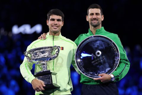 Prijzengeld Australian Open | Carlos Alcaraz harkt miljoenen binnen na historische finale tegen Novak Djokovic