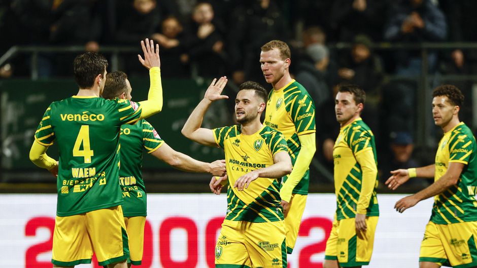 Keuken Kampioen Divisie | ADO Den Haag doet goede zaken, koploper Willem II verliest van Emmen