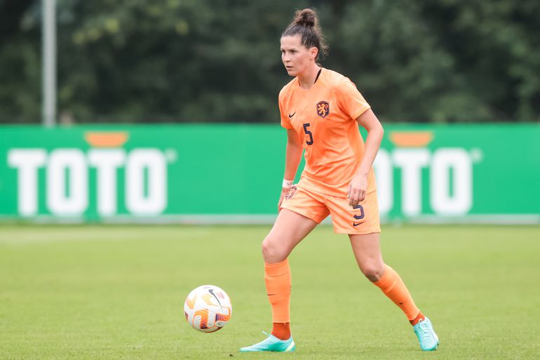 Oranje-international Merel van Dongen wordt moeder: 'Nieuw bij Mamas FC'