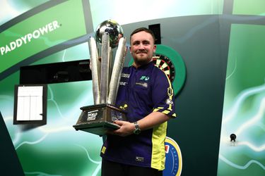 Fenomeen Luke Littler zorgt voor enorme verandering in de dartswereld: 'Dat ga je nooit meer zien'