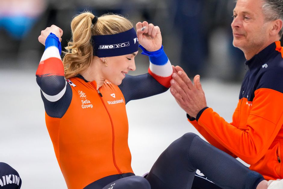 Noorse verpest Nederlands schaatsfeestje en schuift Joy Beune aan de kant op 3000 meter