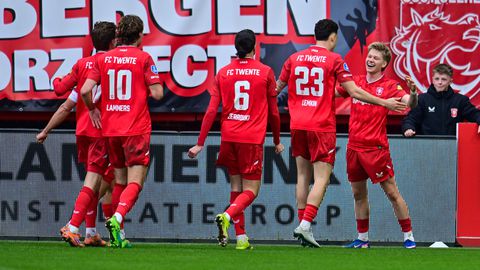 Live Eredivisie | Slecht Feyenoord krijgt deksel op neus van FC Twente: Sondre Orjasaeter pijnigt Rotterdammers