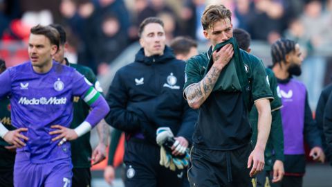 Feyenoorder Luciano Valente betrapt zichzelf op slechte eigenschap: 'We krijgen het gewoon niet voor elkaar...'