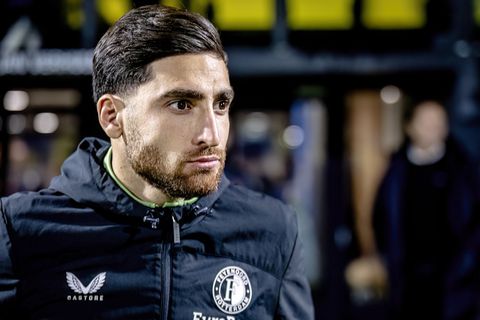 Feyenoord zegt contracten van Alireza Jahanbakhsh en reservekeeper formeel op