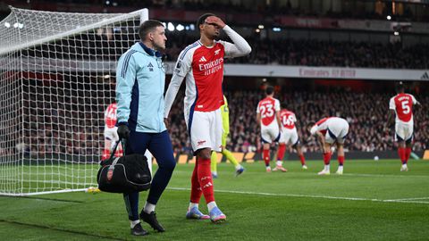 Concurrentie zet vol druk op Liverpool in aanloop naar beladen duel, maar Arsenal zit ook met zorgen