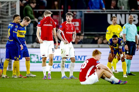 AZ laat punten liggen tegen RKC Waalwijk in strijd om Europees voetbal