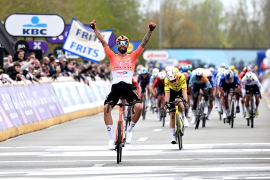 Mathieu van der Poel kan aan de bak: Wout van Aert en Filippo Ganna delen waarschuwing voor Ronde van Vlaanderen uit
