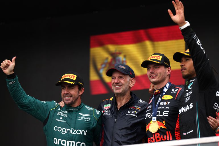 Red Bull bevestigt vertrek meesterontwerper Adrian Newey: 'Hij stapt uit de Formule 1'