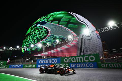 De sportwereld strijdt om jouw zuur verdiende vakantiegeld