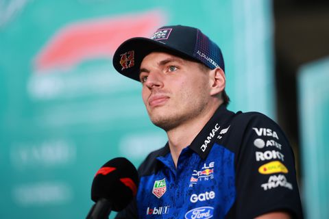 Max Verstappen reageert op zware crash van vader Jos: 'Er is gevaar in veel dingen die je doet'