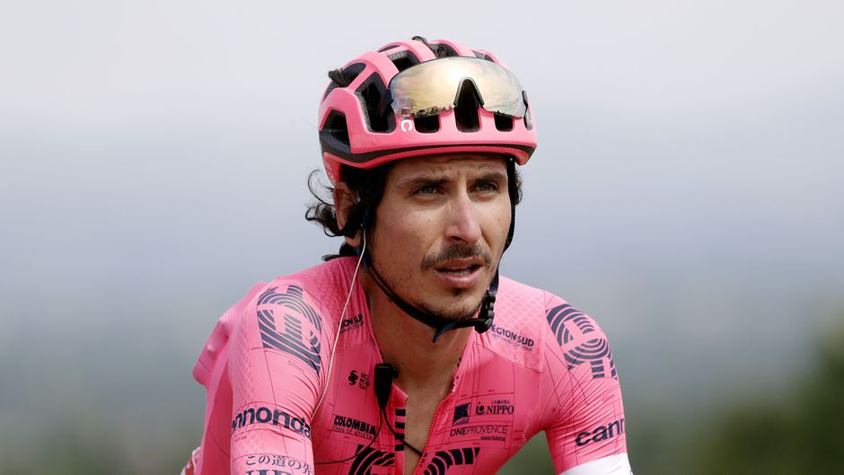 Lachlan Morton wint gravelwedstrijd Unbound, Thijs Zonneveld baalt: 'Au, au, au, au'