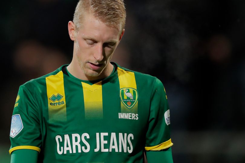 Eredivisie-cultheld neemt aangrijpend besluit: 'Mijn vrouw heeft daar moeite mee' image