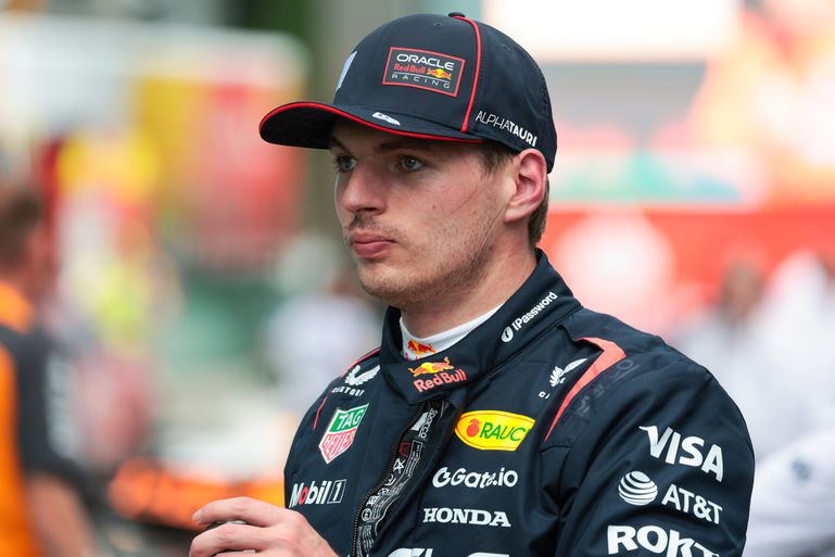 Live Formule 1 | Max Verstappen aast op stunt tegen dominant McLaren tijdens GP van Spanje