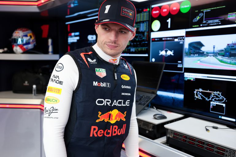 Max Verstappen krijgt opvallende eretitel na curieuze GP Spanje, Lando Norris grapt over zijn concurrent