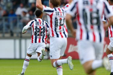 LIVE play-offs: Eredivisie-droom Telstar krijgt kleine deuk: vrije trap Willem II hobbelt met een gelukje in de lange hoek