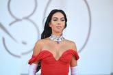Georgina Rodríguez steelt de show in Venetië met privéjet Cristiano Ronaldo en klokje van 400K