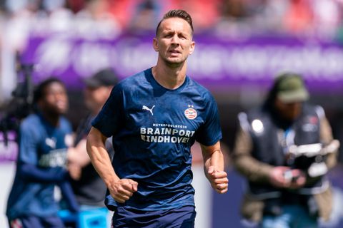 PSV-trainer Peter Bosz over 'bijzonder aanbod' Luuk de Jong: 'Ook een beetje uit eigenbelang'