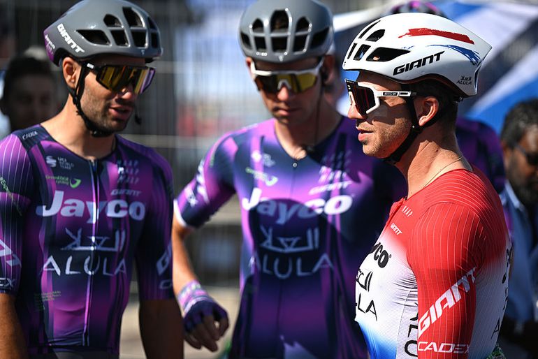 Topsprinter Dylan Groenewegen spreekt zich uit over dilemma in Tour de France: 'Moet kunnen'