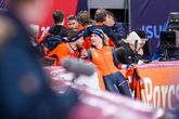 Topschaatser Kjeld Nuis vraagt vriendin Joy Beune om trio met teamgenoot: 'Nu?'