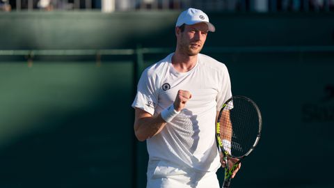 Toptennisser Botic van de Zandschulp voltooit stunt op Wimbledon na lange onderbreking