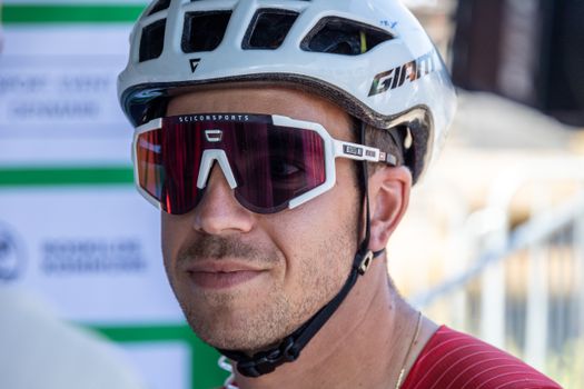 Dylan Groenewegen moet als vader de knop omzetten: 'Als ik dat heb, ben ik geen sprinter meer'