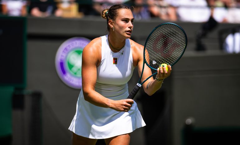 Wereldtopper Aryna Sabalenka ziet niets in grote verandering in het toptennis ‘Dat vraagt te veel van een vrouw’