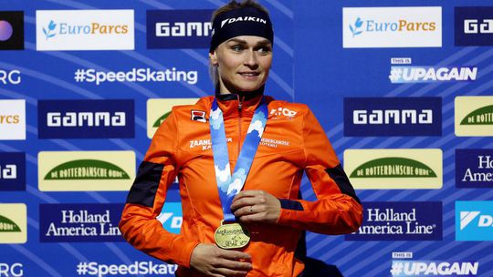 Irene Schouten en andere schaatskampioenen vegen vloer aan met omstreden besluit: 'Heel Hollands'