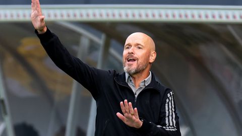 Erik ten Hag kondigt 'nieuw tijdperk' aan bij Bayer Leverkusen: 'Moeilijkheid vele malen hoger'