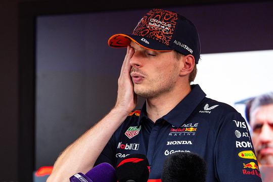 Red Bull ontvangt officiële waarschuwing voor gekke actie Max Verstappen: 'Onveilige situatie'