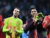 Sven Ulreich (rechts) naast Manuel Neuer. © Pro Shots