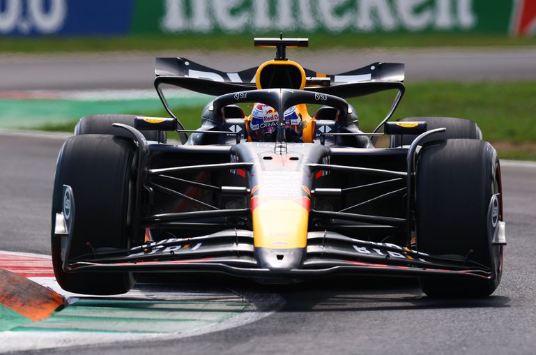 Gefrustreerde Max Verstappen maximaliseert ook in Italië en geeft weinig toe op Lando Norris