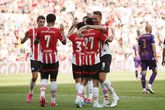 PSV wint comfortabel van Go Ahead Eagles © ANP
