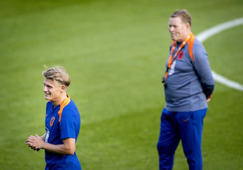 Bondscoach Ronald Koeman heeft alvast een oogje op iets anders bij Oranje: 'Ik wil meer zien'
