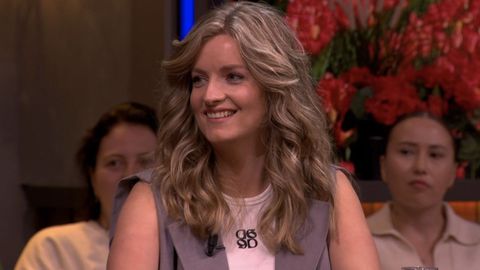 Merel Ek is terug bij De Oranjezondag: 'Alleen moet ik mijn benen nog gekruist houden!'