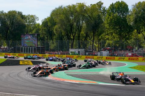Tijden Formule 1: zo laat komt Max Verstappen in actie tijdens GP van Italië op circuit Monza