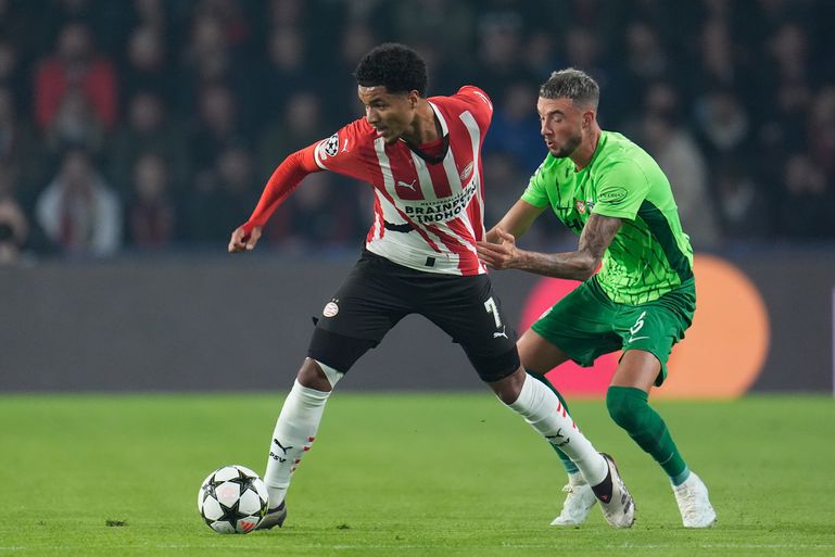 PSV'er Malik Tillman zorgt voor gruwelijk beeld bij speler van Sporting CP: 'Dat had ik niet gedaan'