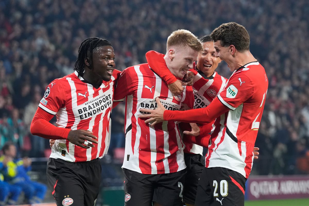 Snoeiharde pegel Jerdy Schouten zorgt voor dolle vreugde bij PSV in Champions League: 'Wereldgoal!'