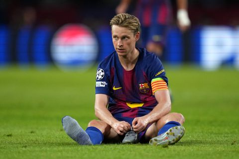 Frenkie de Jong breekt 81 jaar oud record met FC Barcelona, titelhouder PSG verpest feestje in slotminuut
