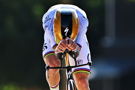 Topwielrenner Remco Evenepoel boekt na wereldtitel tijdrijden opnieuw bijzonder resultaat