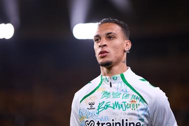 Oud-Ajacied Antony 'respectloos behandeld' bij Manchester United: 'Geld is belangrijk, maar geluk...'