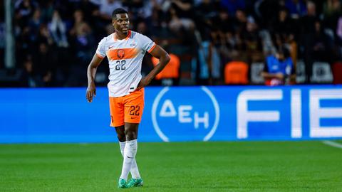 Denzel Dumfries vol ongeloof na afgekeurde goal bij Oranje: 'Dit is géén buitenspel'