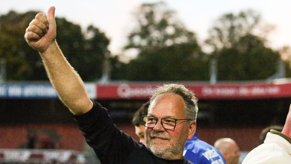 Mijlpaal voor Cambuur-trainer Henk de Jong: 'Hadden ze bij de KNVB niet gedacht'