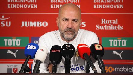 PSV-trainer Peter Bosz blikt vooruit op clash met Ajax: 'Klopte helemaal niets van'