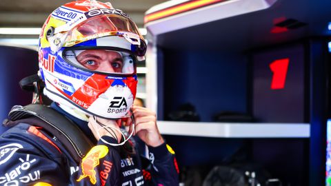 Max Verstappen geeft andere coureurs niks prijs bij start van raceweekend in Brazilië