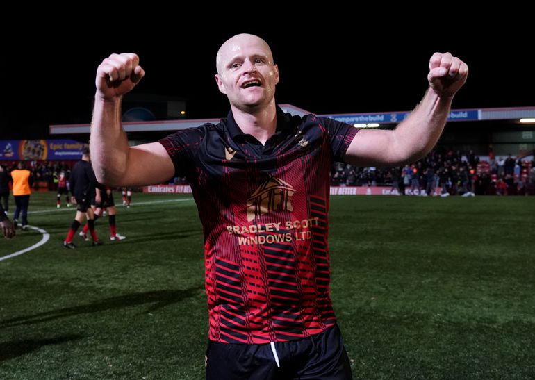 Geen feest voor Engelse FA Cup-bekerheld na goal via inworp: 'Ik ga naar huis'