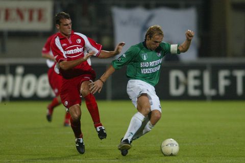 Ex-directeur FC Twente deelt hilarische anekdote over trainen met oud-international: 'Hij hobbelt zo naar de middellijn'